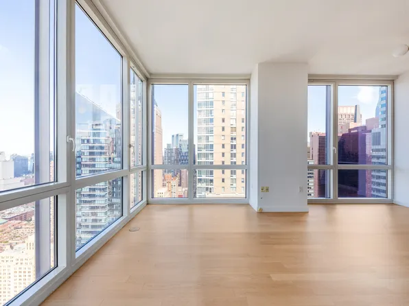 247 West 46th Street image 1 of 26
