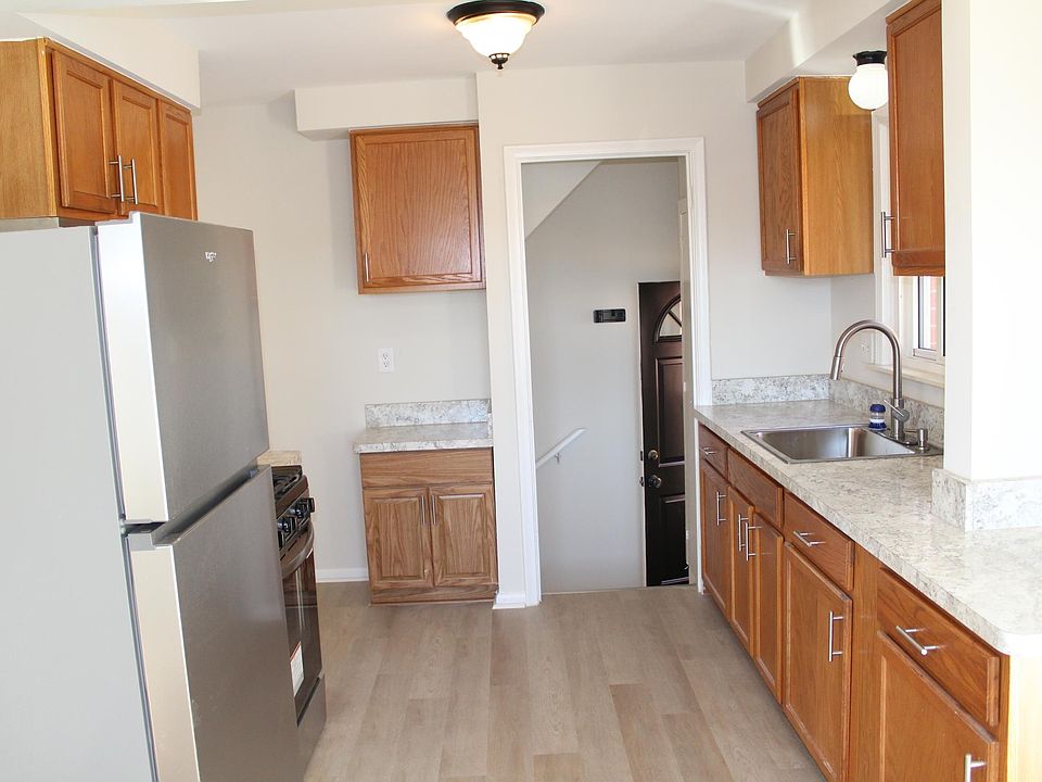 27909 Joan St, photo 2