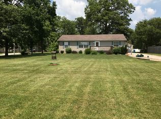 10957 Buckhart Rd, Rochester, IL 62563