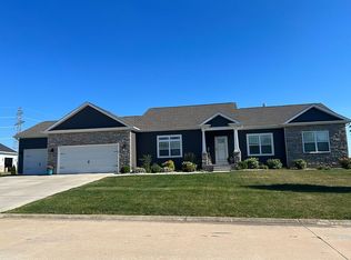 113 Fairway Dr E, Attica, IN 47918