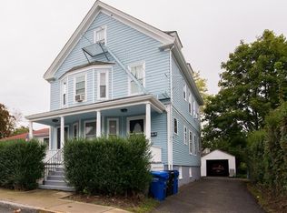 68 Friendship St, Newport, RI 02840