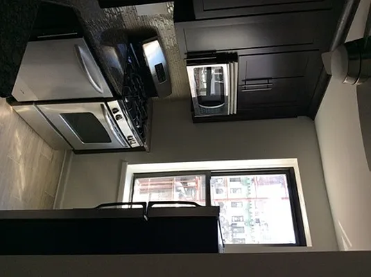 Rented by Besen Partners, LLC | media 17