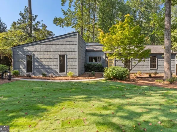 2571 Sandy Ct, Marietta, GA 30066