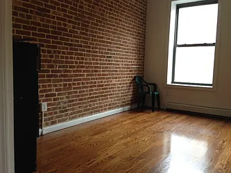 Rented by Warren T Real Estate Corp.