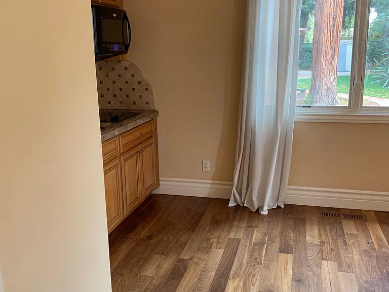 135 Carmelita Dr — Photo 11