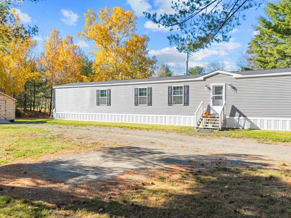 34 Pine Acres  Way, Glenburn, ME 04401