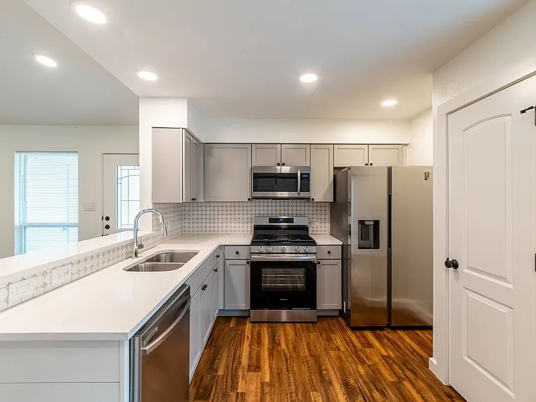 1205 Dobie Dr #A — Photo 2
