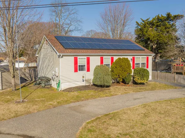 27 Matthews Ave, Villas, NJ 08251