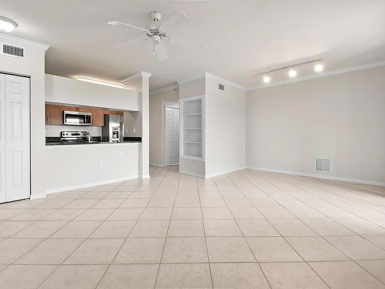 6556 Emerald Dunes Dr #302 — Photo 5