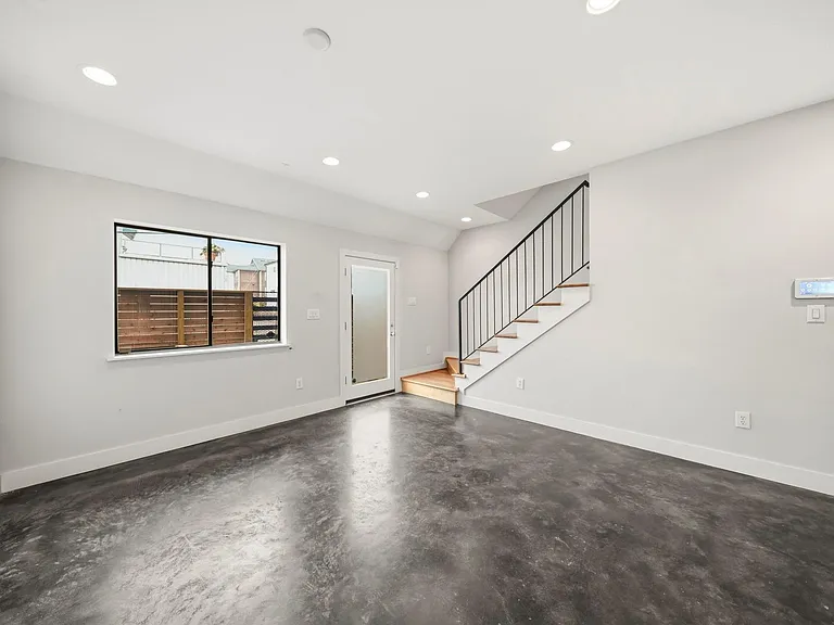 1035 Bonner St #1035 — Photo 27