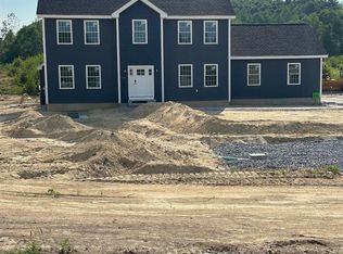 26 Byam Rd, New Boston, NH 03070