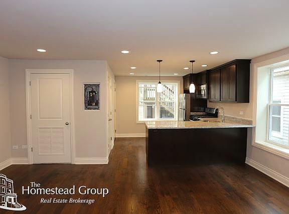 3rd image of 4208 N Sacramento Ave #2N