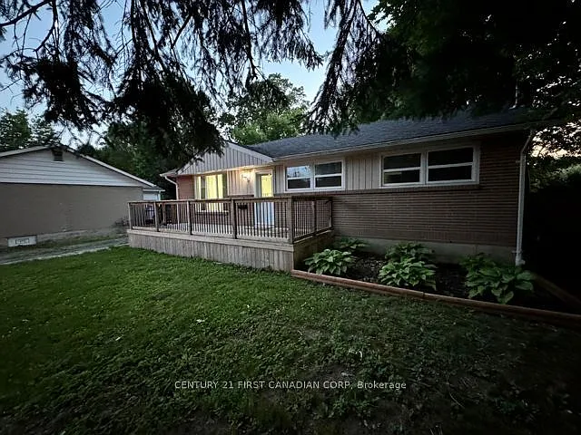 3 bed, $2,100 — Photo 1