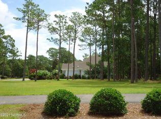 529 Candlewick Ln SW, Ocean Isle Beach, NC 28469