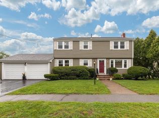34 Lochland St, Milton, MA 02186