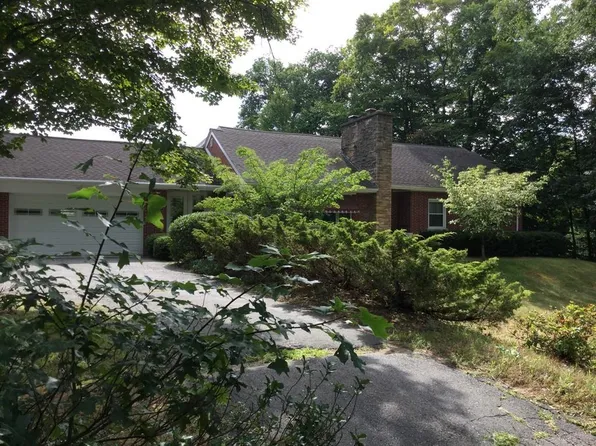 1335 Southampton Rd, Westfield, MA 01085