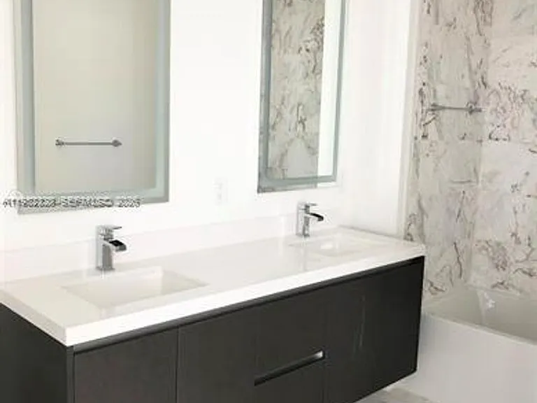 851 NE 1st Ave #1402 — Photo 10