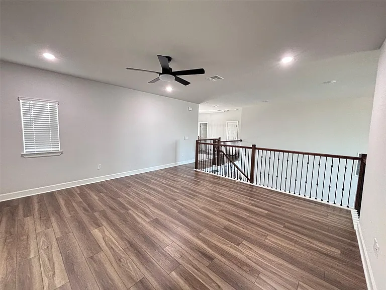 713 Coppell Ct — Photo 8
