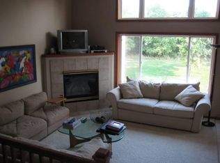 18946 Inlet Rd, Lakeville, MN 55044