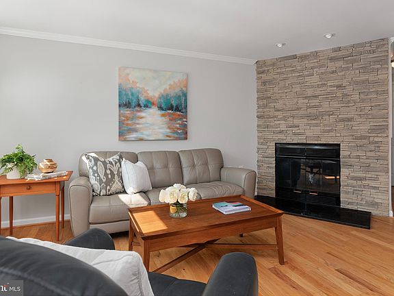 4th image of 1125 Lake Heron Dr APT 1B