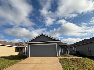 5906 San Geronimo, Seguin, TX 78155