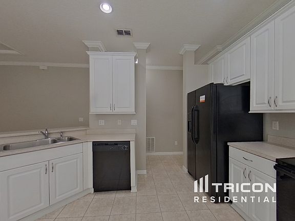 5th image of 4208 Yeats St