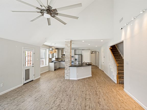 4th image of 9800 Adolphus Dr