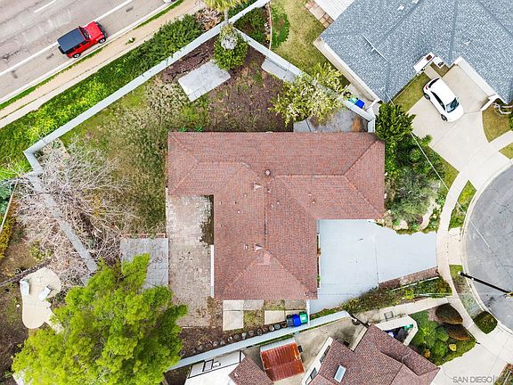 4th image of 3332 Stadium Ct