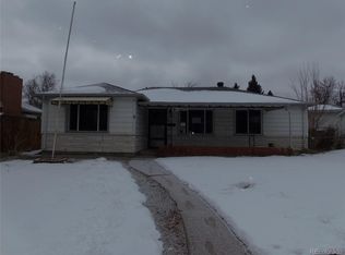 842 Geneva St, Aurora, CO 80010