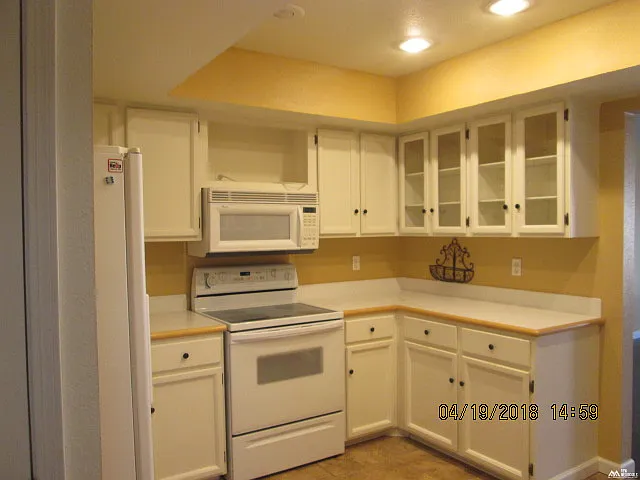 1912 Villa Dr — Photo 5