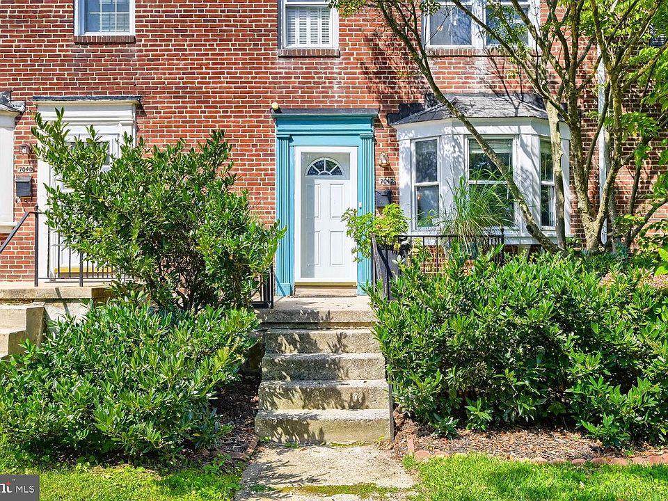 1st image of 7042 Heathfield Rd