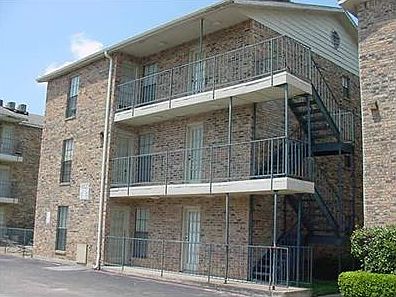 1st image of 9520 Royal Ln APT 303