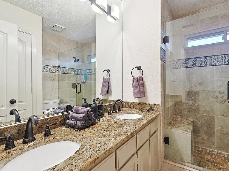 2080 Kamla Rd — Photo 31