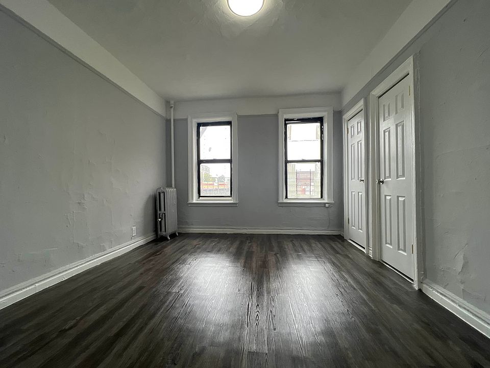 2nd image of 1374 Bronx River Ave APT 2G
