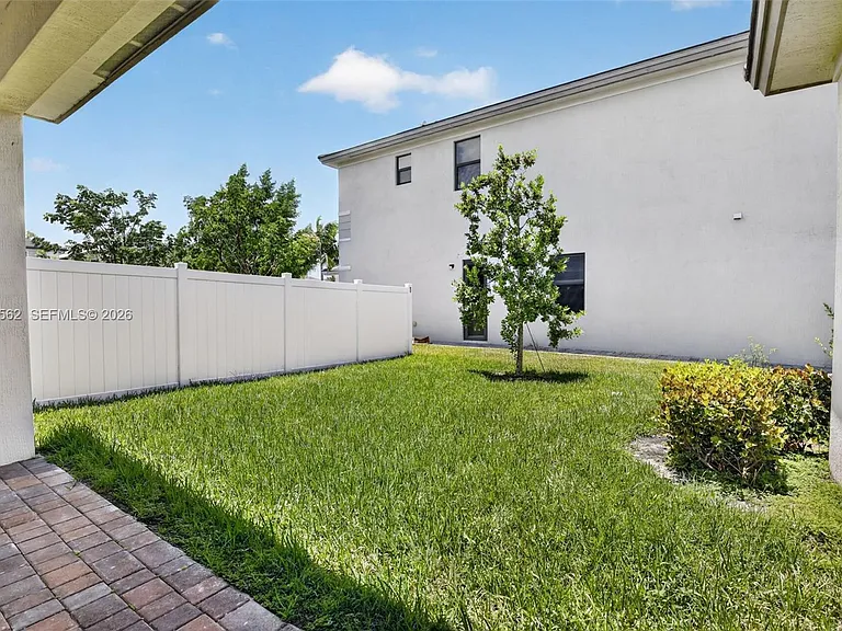 4574 SW 173rd Ave — Photo 35
