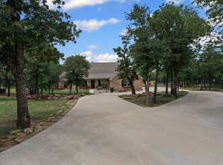 205 El Dorado Trl, Millsap, TX 76066