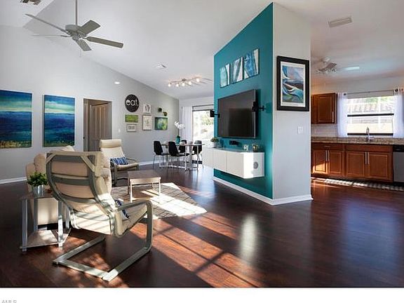 4th image of 27414 Pollard Dr