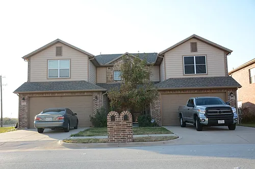 123 Castleridge Dr #A Photo 1
