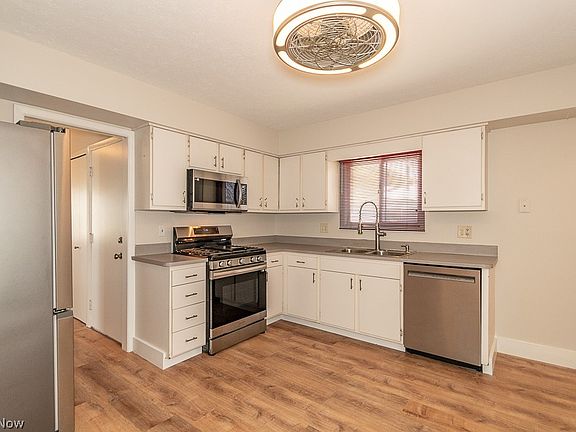 4th image of 5970 Mayflower Ave