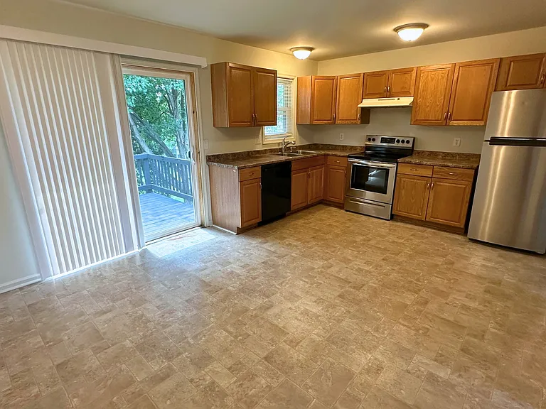 4 Pickford Dr — Photo 8