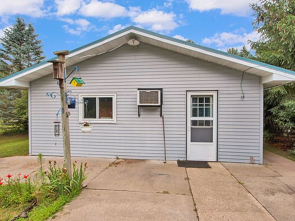 2nd Heated w/AC Shop and 1 car garagae