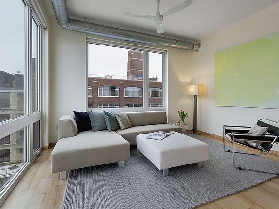 4th image of 815 N 2nd St #708