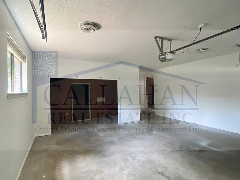 2811 Fox Glenn St — Photo 22