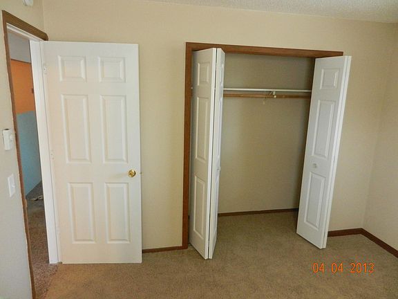 5th image of 504 S 7th St APT 4