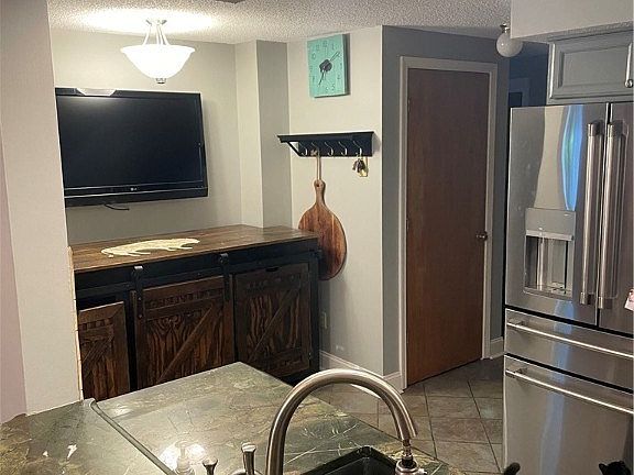 4th image of 107 Northwood Dr #107