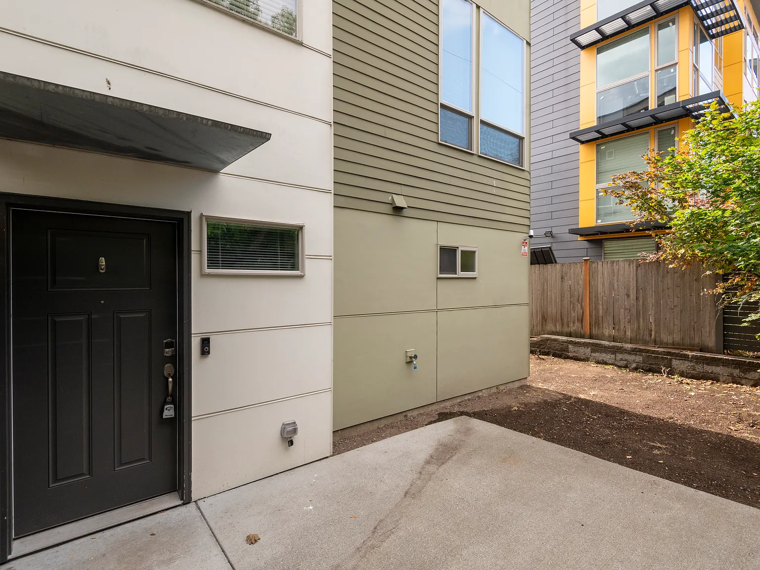 3 bed, 1481 sqft, $3,500 — Photo 1