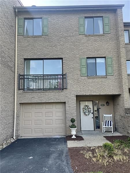 1st image of 103 Williamsburg