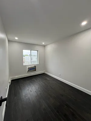 Rented by Corcoran | media 29