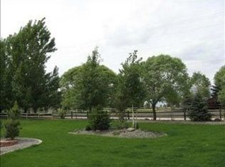 2000 Tree Line Ln, Montrose, CO 81403