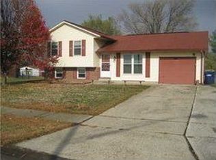 380 Briar Hill Dr, Whiteland, IN